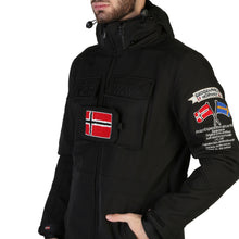 Lade das Bild in den Galerie-Viewer, Geographical Norway - Target-zip_man