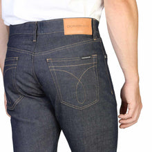 Lade das Bild in den Galerie-Viewer, Calvin Klein - J30J314379