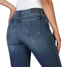 Lade das Bild in den Galerie-Viewer, Calvin Klein - J20J206206