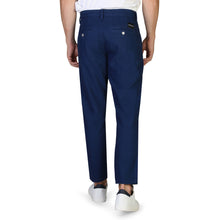 Lade das Bild in den Galerie-Viewer, Calvin Klein - J30J311529