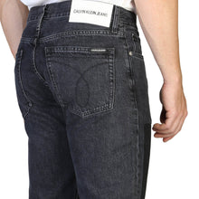 Lade das Bild in den Galerie-Viewer, Calvin Klein - J30J308232
