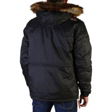 Lade das Bild in den Galerie-Viewer, Geographical Norway - Barman_man
