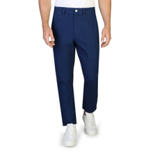 Lade das Bild in den Galerie-Viewer, Calvin Klein - J30J311529
