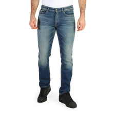 Lade das Bild in den Galerie-Viewer, Calvin Klein - J30J301312
