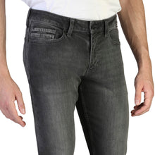 Lade das Bild in den Galerie-Viewer, Calvin Klein - J30J305762
